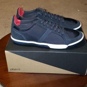 PLAE Black Sneakers Sleek Athletic Design never worn no box
